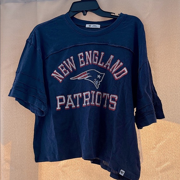 NWT NFL New England Patriots Football Cotton Cropped Tee Blue Short Sleeve XL - Picture 2 of 10